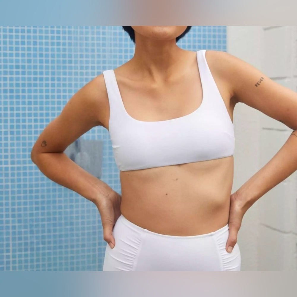 Aerie White Scoop Bikini Top